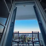 Yaleena Residences Bed & Breakfast Drios