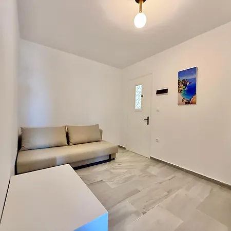 Yaleena Residences Alojamento de Acomodação e Pequeno-almoço Drios