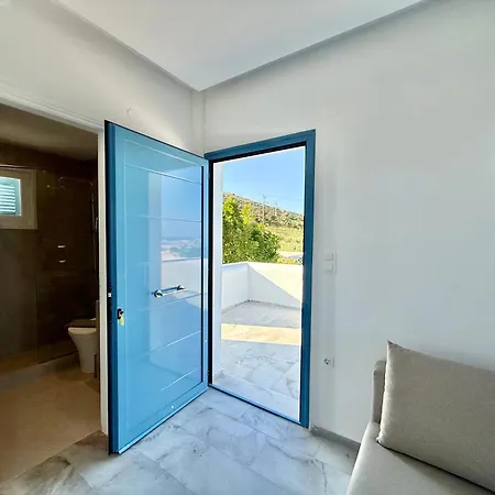 לינה וארוחת בוקר Yaleena Residences *