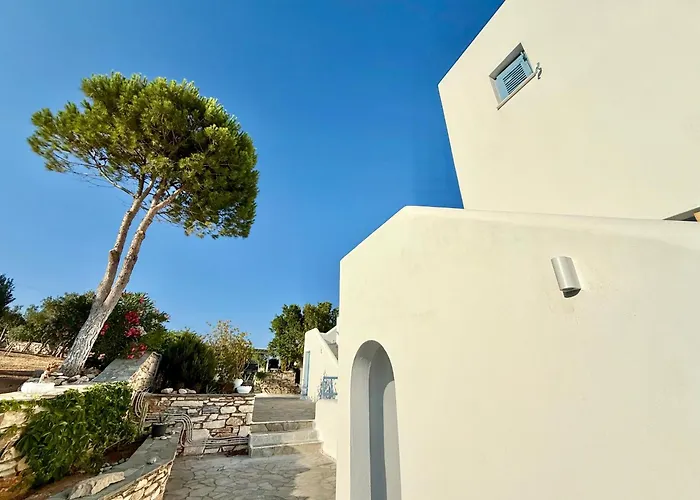 Yaleena Residences 3*