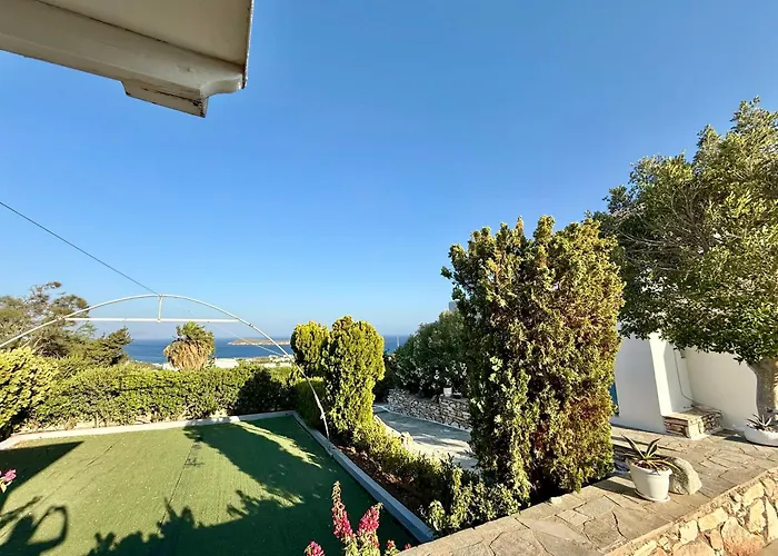 Yaleena Residences 3*